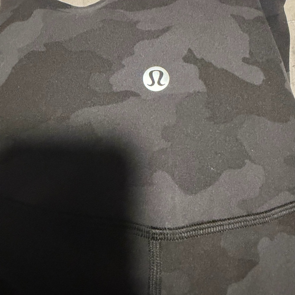 Lululemon Black Camo high rise crop leggings